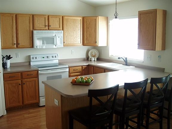 3rd image of 1736 N 2520 W