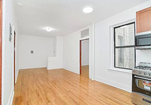 5th image of 560 W 174th St #21