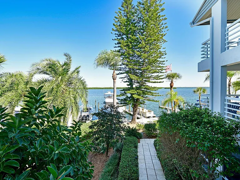 615 Dream Island Rd #201 — Photo 7