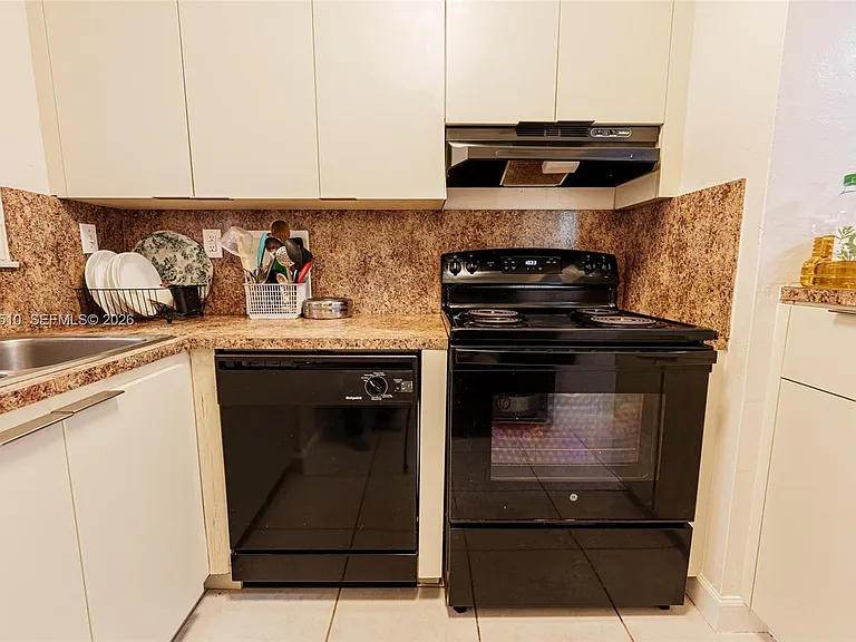 8870 Fontainebleau Blvd #312 — Photo 18