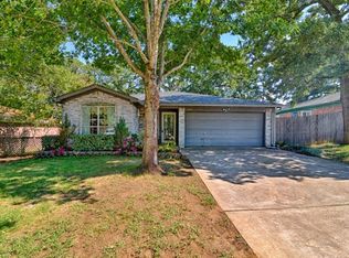 1305 Stone Creek Dr, Mansfield, TX 76063