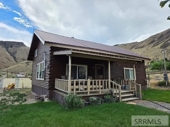 113 Willowtree Dr #4, Salmon, ID 83467