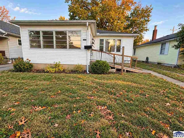 2322 S 8th St, West Terre Haute, IN 47802