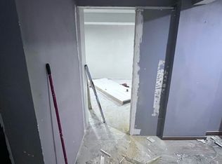 722 1/2 E Maple St, Sioux Falls, SD 57104