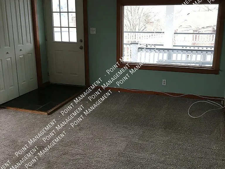 111 Highland Ave SW #2 — Photo 8