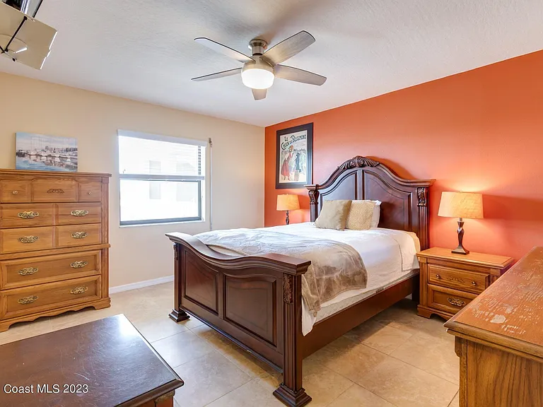 555 Harrison Ave #402 — Photo 19
