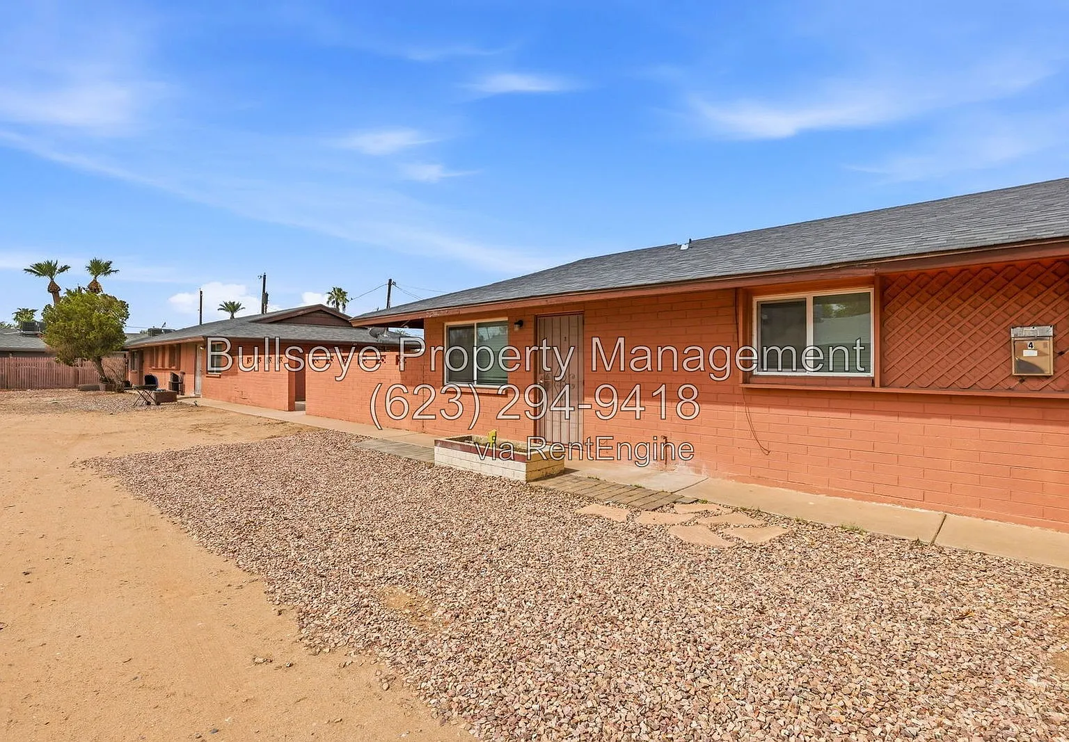 2 bed, 1.0 bath, 735 sqft, $950 — Photo 2