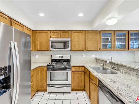 5th image of 5455 Sylmar Ave APT 501
