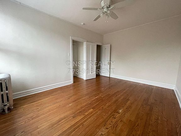 3rd image of 6945 N Ashland Ave #D2