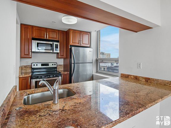 5th image of 358 Grove St #6CC