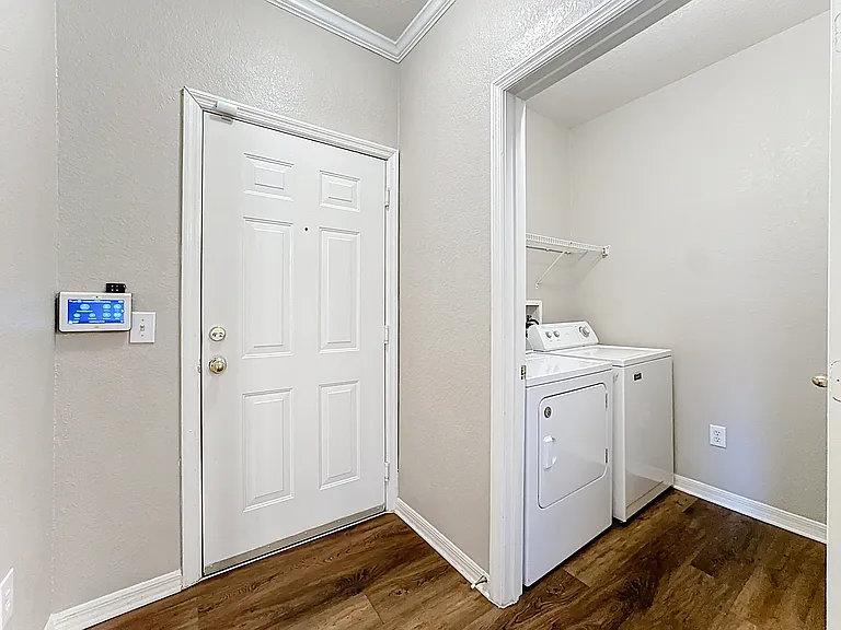 3593 Conroy Rd — Photo 29
