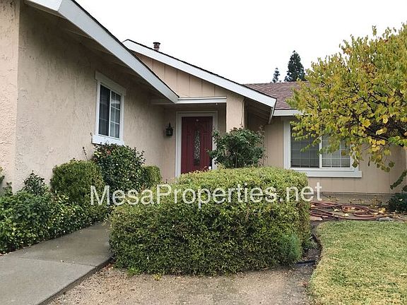 2nd image of 6805 Jadeite Ave