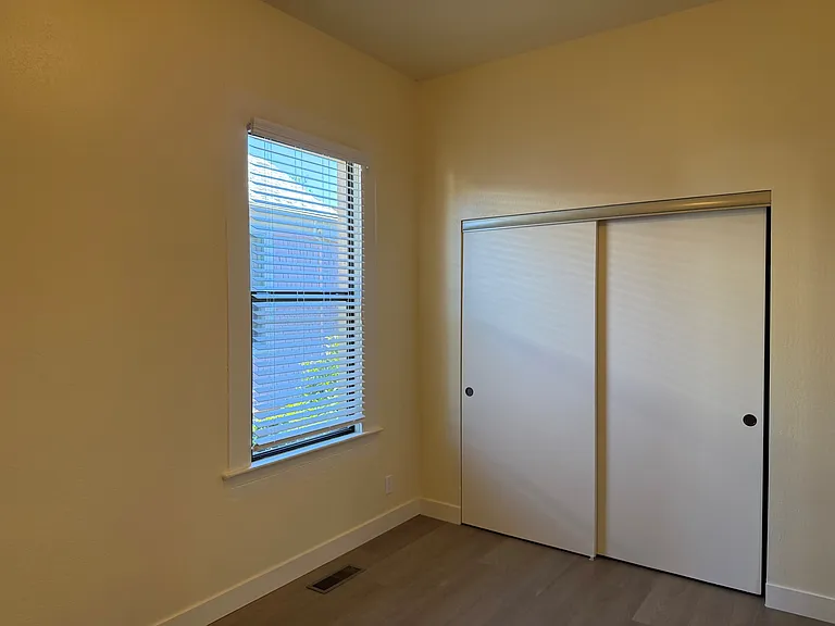 14 Willow St #A — Photo 8