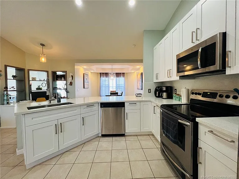 1309 Carlton Ct — Photo 15