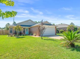 9531 Parker Place Dr, Navarre, FL 32566