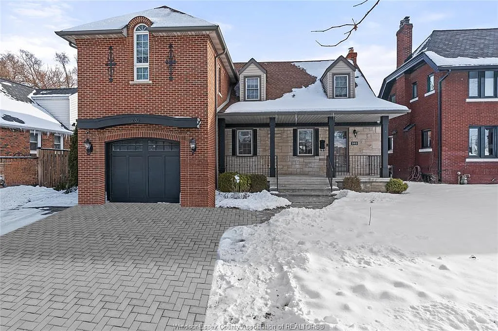 4 bed, 2.5 bath, $2,750 — Photo 2