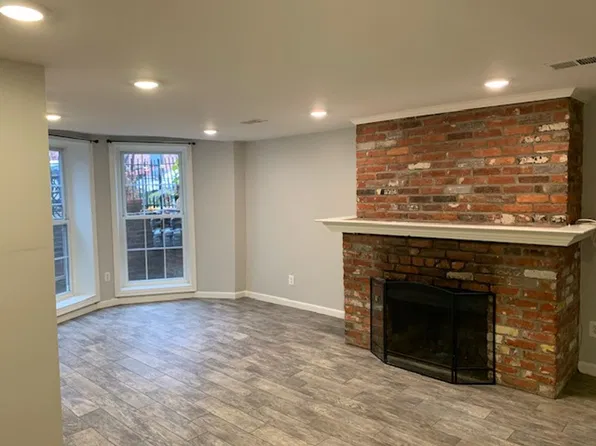 714 9th St SE, 714 9th St SE APT 1, Washington, DC 20003