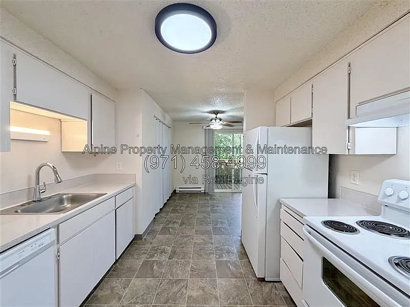 17890 SW Alexander St #2