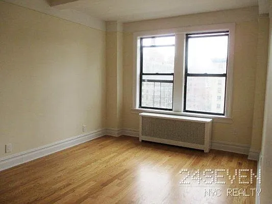 Rented by 24 7 NYC Realty Inc. | media 18