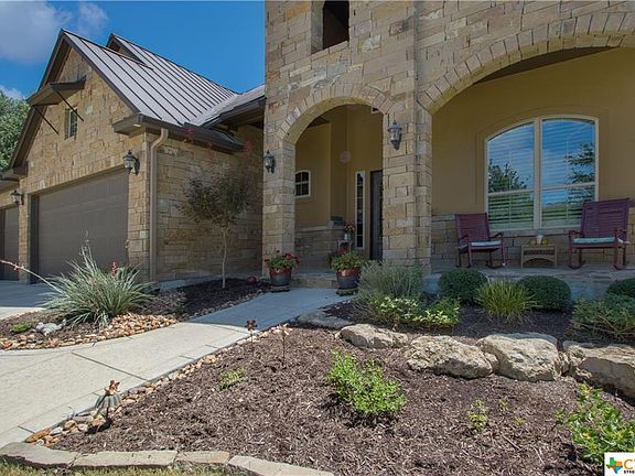 2nd image of 2550 Wallaby Cir