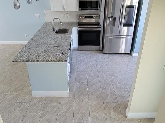 3rd image of 1228 Coral Coast Dr
