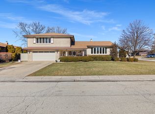 8100 W Gregory St, Chicago, IL 60656