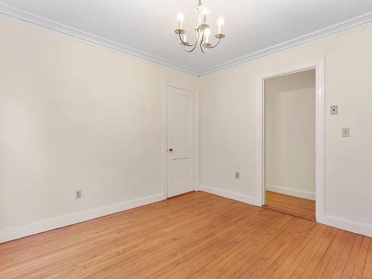 34 Ash St #103 — Photo 9