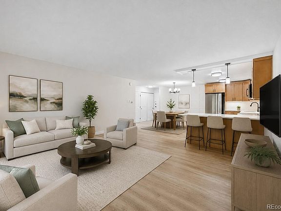 2nd image of 605 S Alton Way #3C