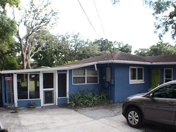 2nd image of 1608 W Knollwood St