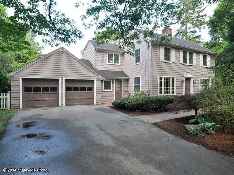 38 Middle Hwy, Barrington, RI 02806 Zillow