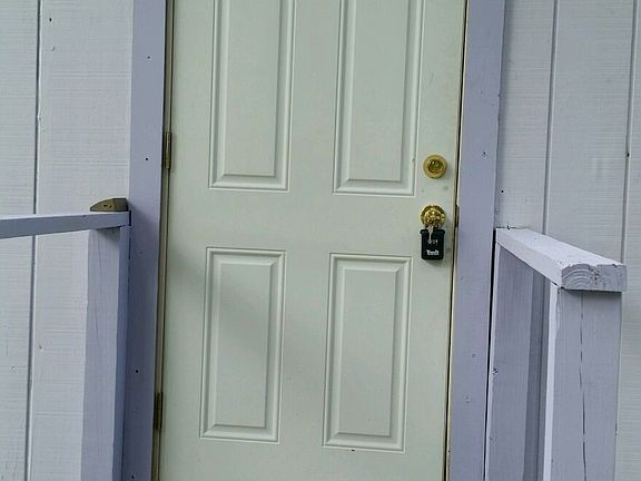 2nd image of 36825 Sugarfoot Ln