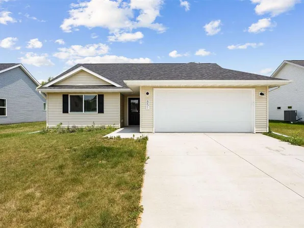 851 Nye Way, Coralville, IA 52241