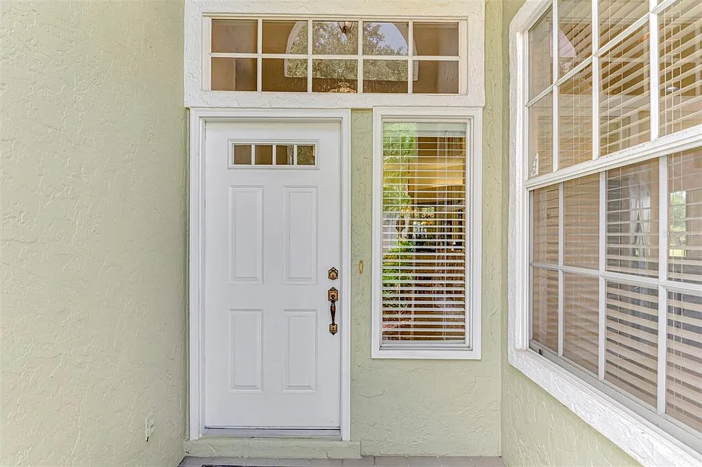 3 bed, 1841 sqft, $8,000 — Photo 3
