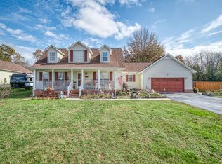 825 Lindsey Ln, Cookeville, TN 38501