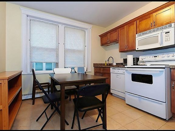 2nd image of 24 Ransom Rd APT 5