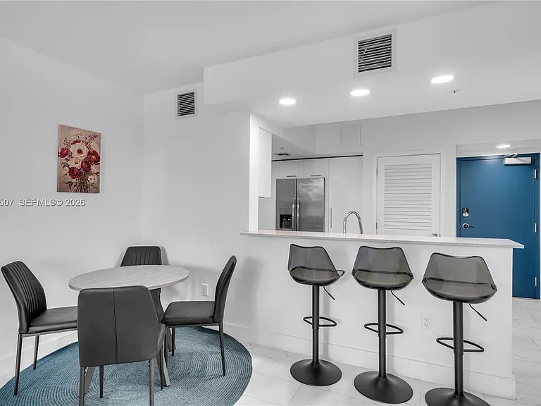 1850 Monroe St #401 — Photo 10