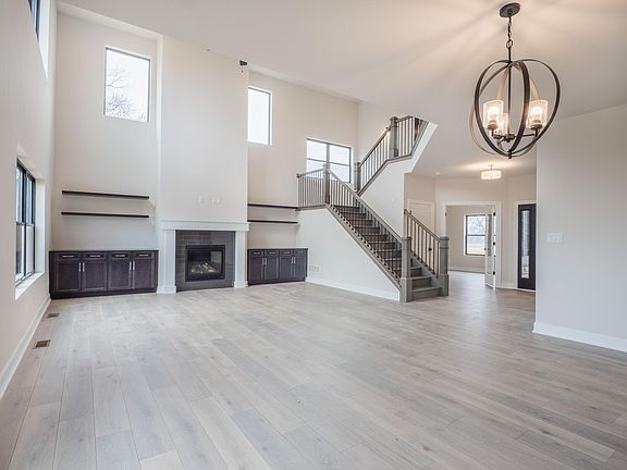3rd image of 1759 Trailbrook Dr