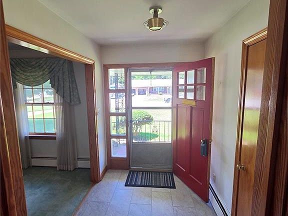 5th image of 108 Stonehurst Rd