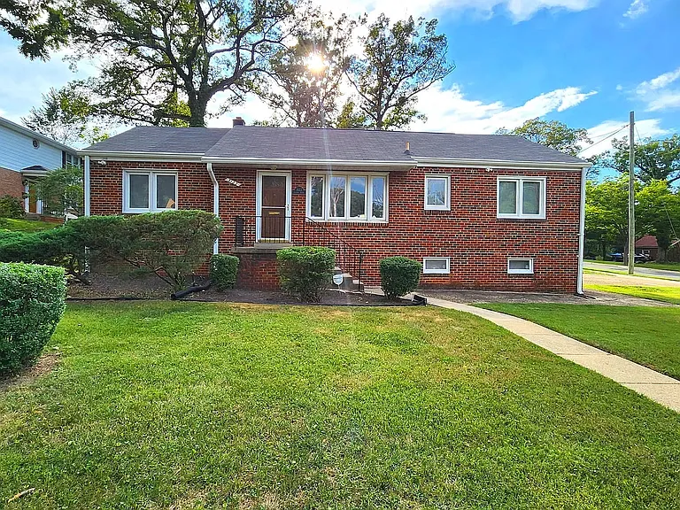 Front Exterior -1