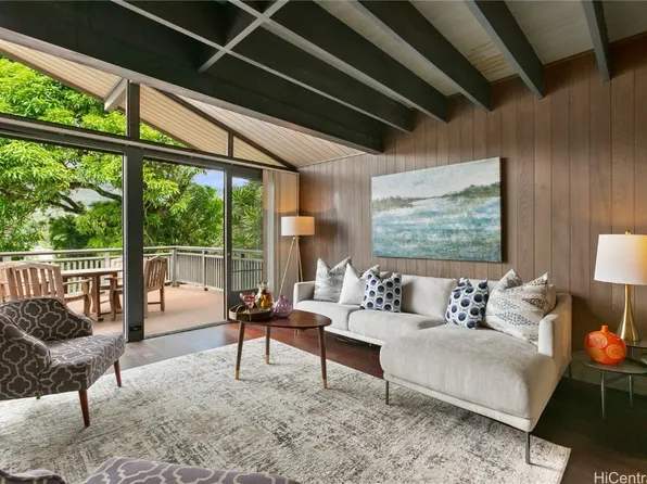 222 Kaimuohema Pl, Honolulu, HI 96817