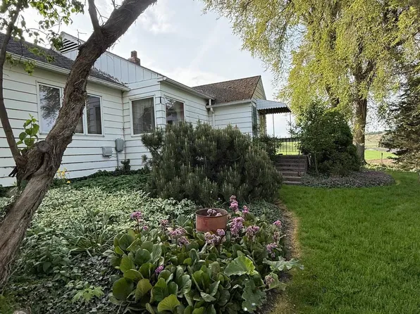 9152 State Route 23, Saint John, WA 99171