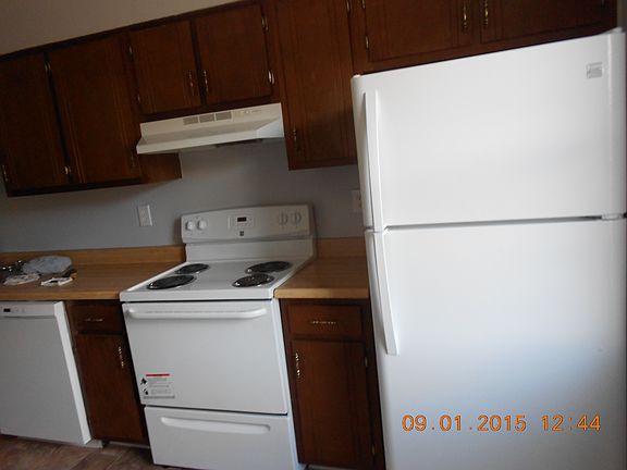 3rd image of 1308 Bramblett Blvd