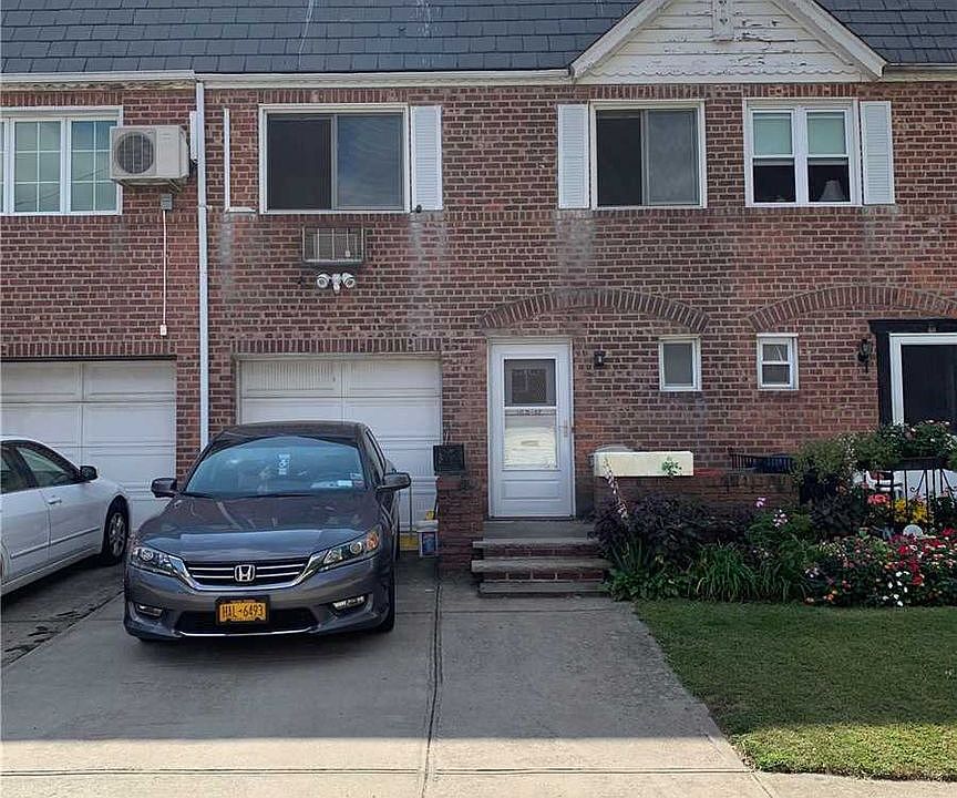 2nd image of 16512 72nd Ave