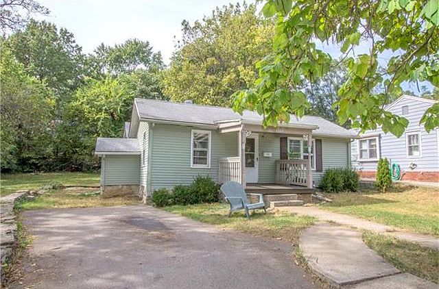 1st image of 8104 Wayne Ave