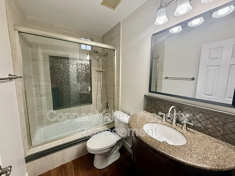 2606 W Florentine Rd — Photo 10
