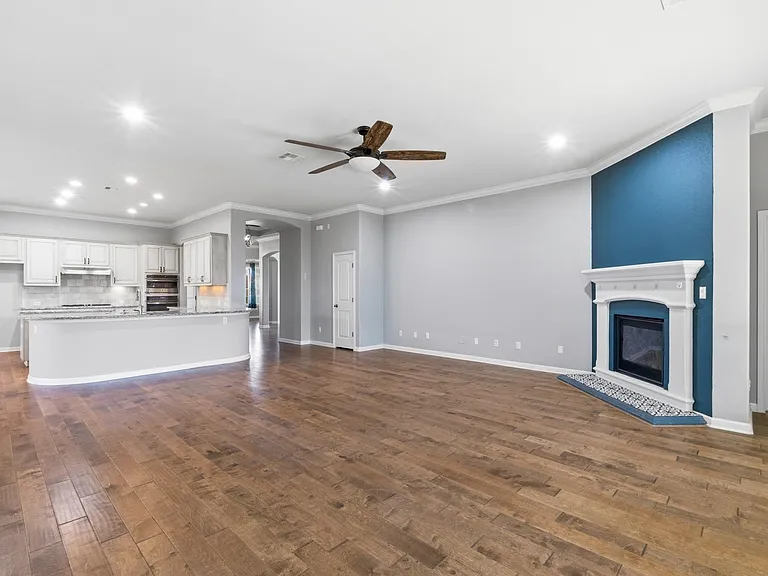 2508 Hilltop Divide Ln — Photo 9