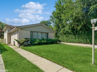 3719 W North Shore Ave, Lincolnwood, IL 60712