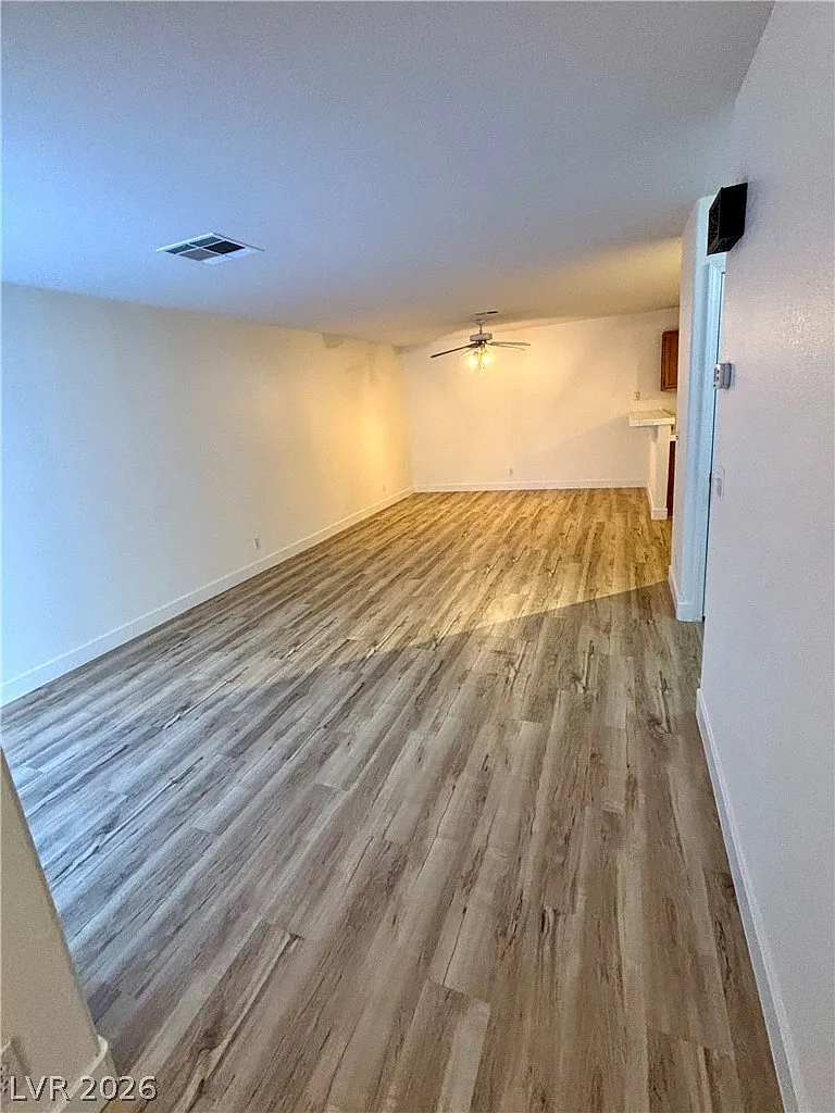 2 bed, 2.0 bath, 1091 sqft, $1,900 — Photo 4