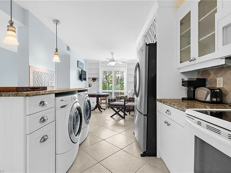 1190 Yesica Ann Cir #B-101 — Photo 9