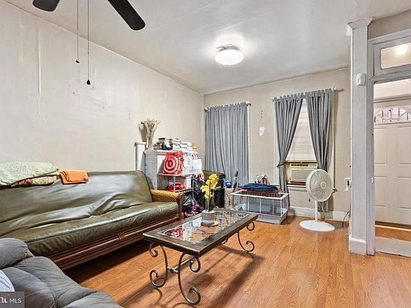 4th image of 1734 Pierce St
